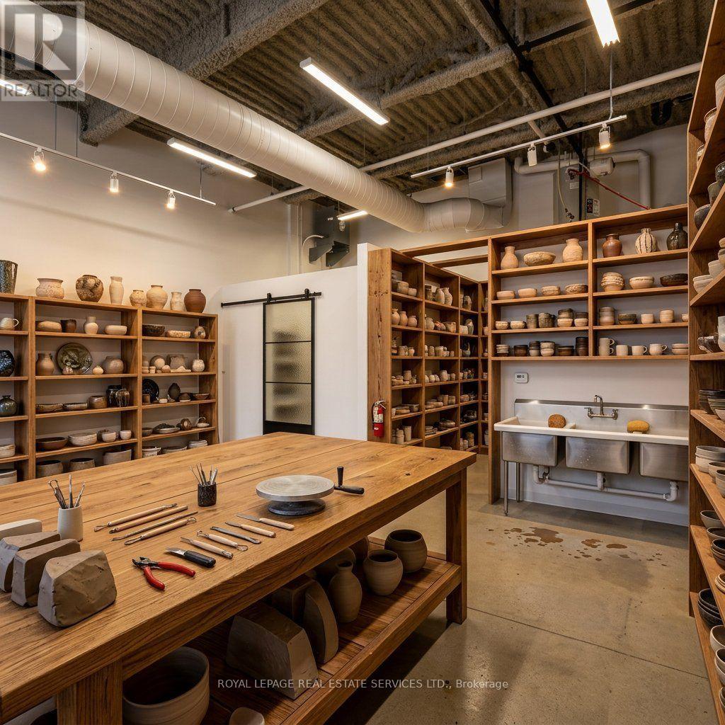 Unit 32 - 209 Wicksteed Avenue, Toronto, Ontario  M4G 2C1 - Photo 12 - C13758264