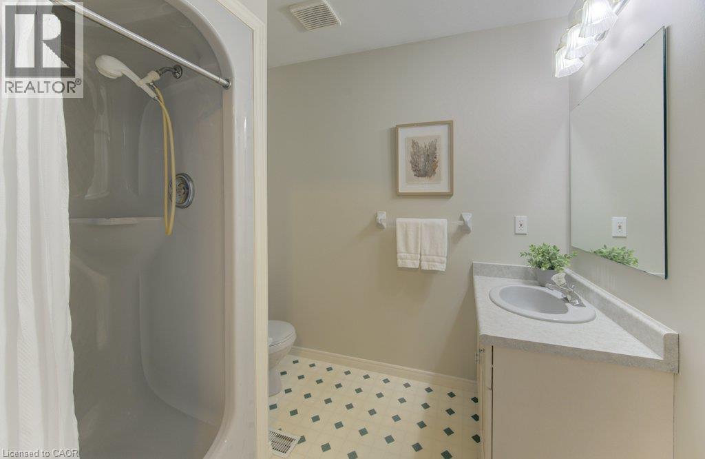 26 Stanmore Avenue, Kitchener, Ontario  N2B 3W2 - Photo 22 - 40861598