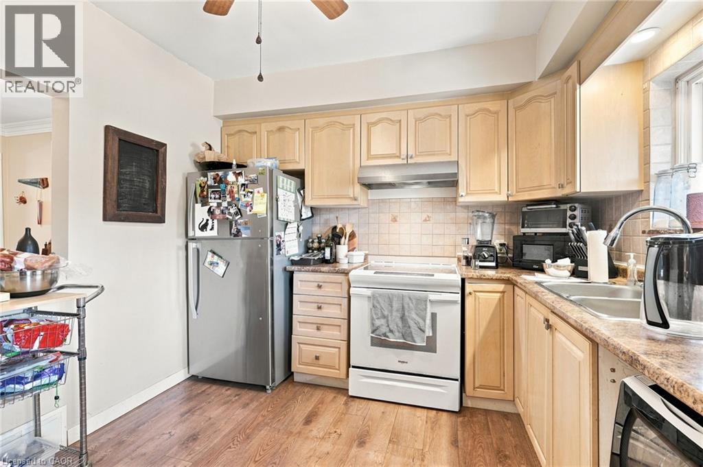 15 Clinton Street Unit# Upper, Hamilton, Ontario  L8L 3J7 - Photo 12 - 40860419