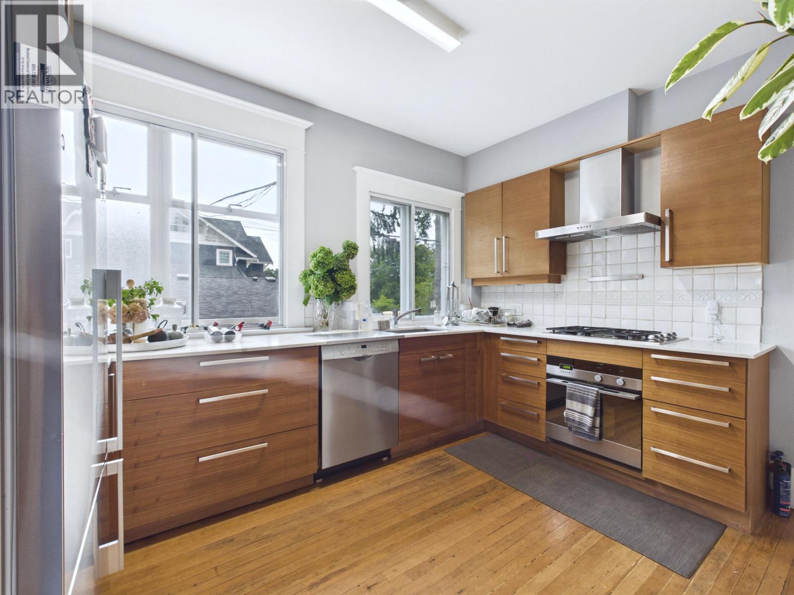 1714 Alma Street, Vancouver, British Columbia  V6R 3P5 - Photo 11 - R3163167