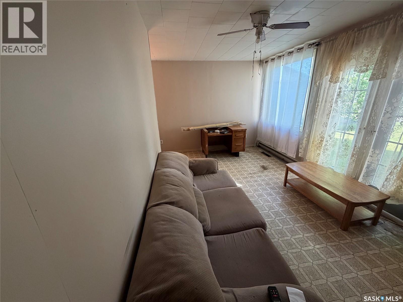 110 Hamjea Street, Hudson Bay, Saskatchewan  S0E 0Y0 - Photo 6 - SK047974