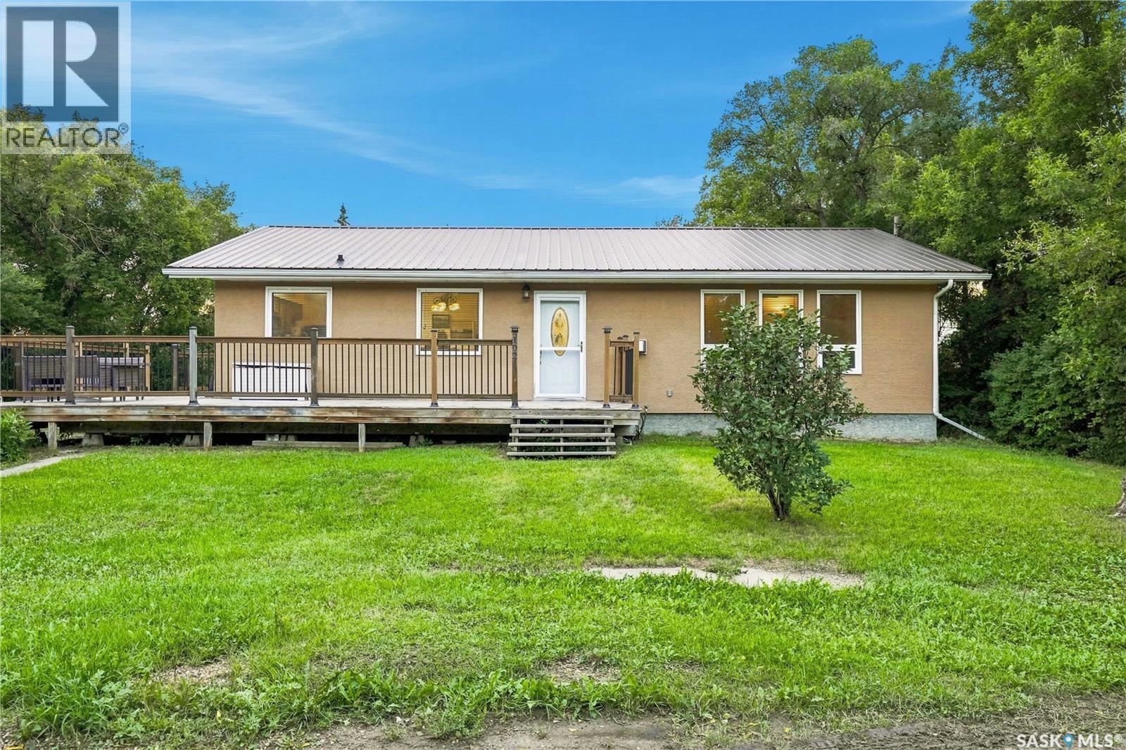 102 Campkin Street, Francis, Saskatchewan  S0G 1V0 - Photo 1 - SK047964