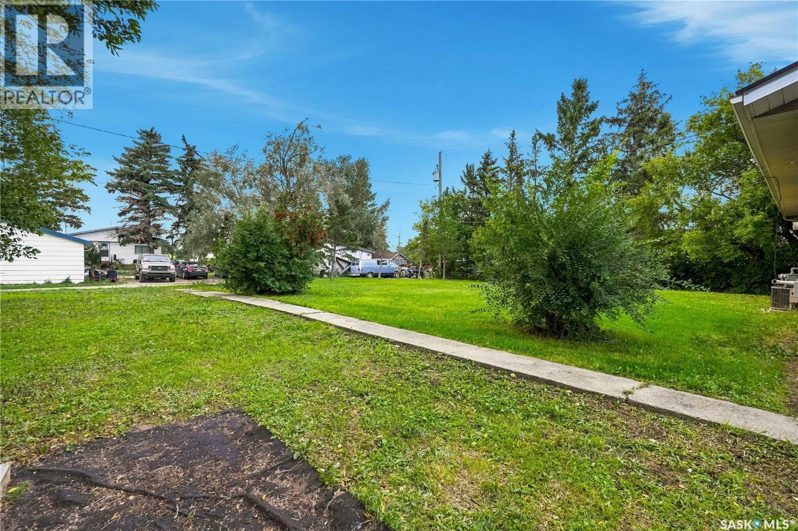 102 Campkin Street, Francis, Saskatchewan  S0G 1V0 - Photo 38 - SK047964