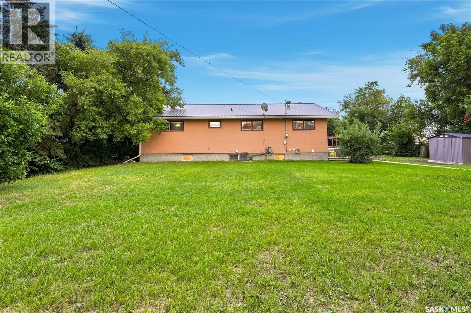 102 Campkin Street, Francis, Saskatchewan  S0G 1V0 - Photo 40 - SK047964