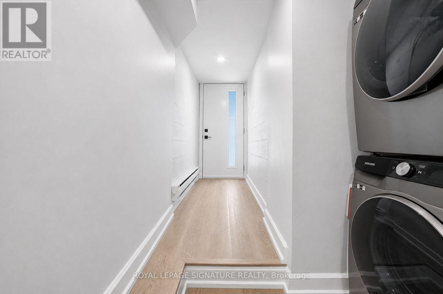 151 Campbell Avenue, Toronto, Ontario  M6P 3V3 - Photo 18 - W13761624