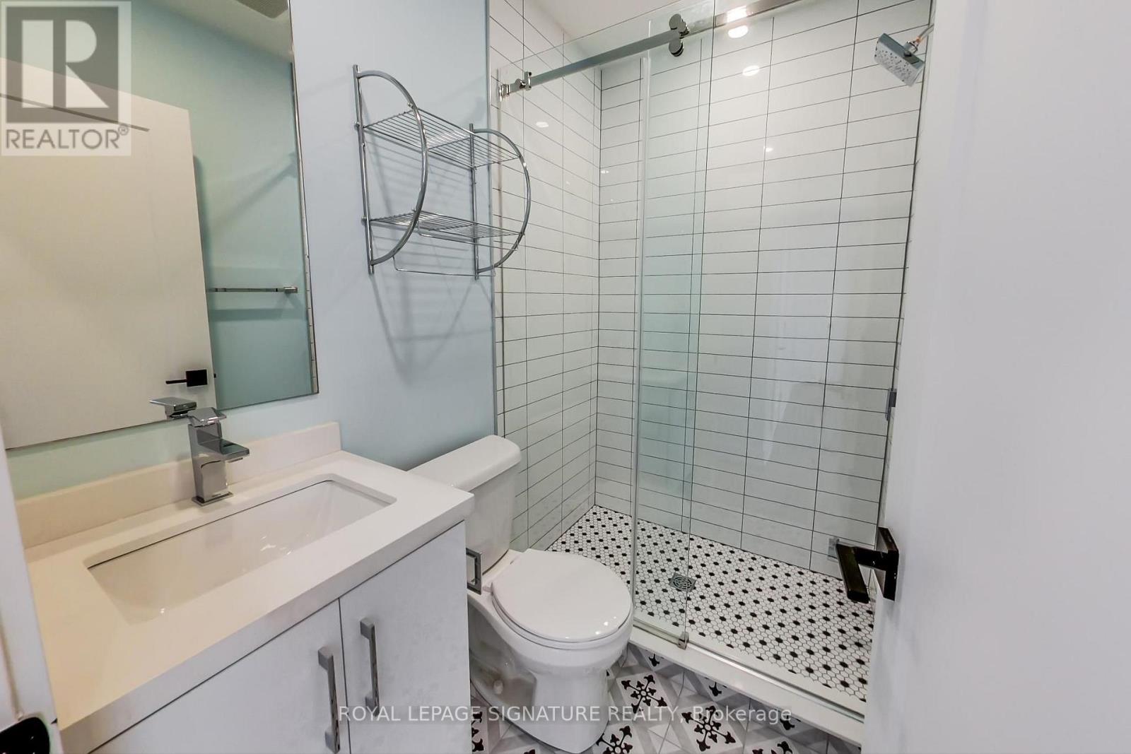 151 Campbell Avenue, Toronto, Ontario M6P 3V3 - Photo 7 - W13761624