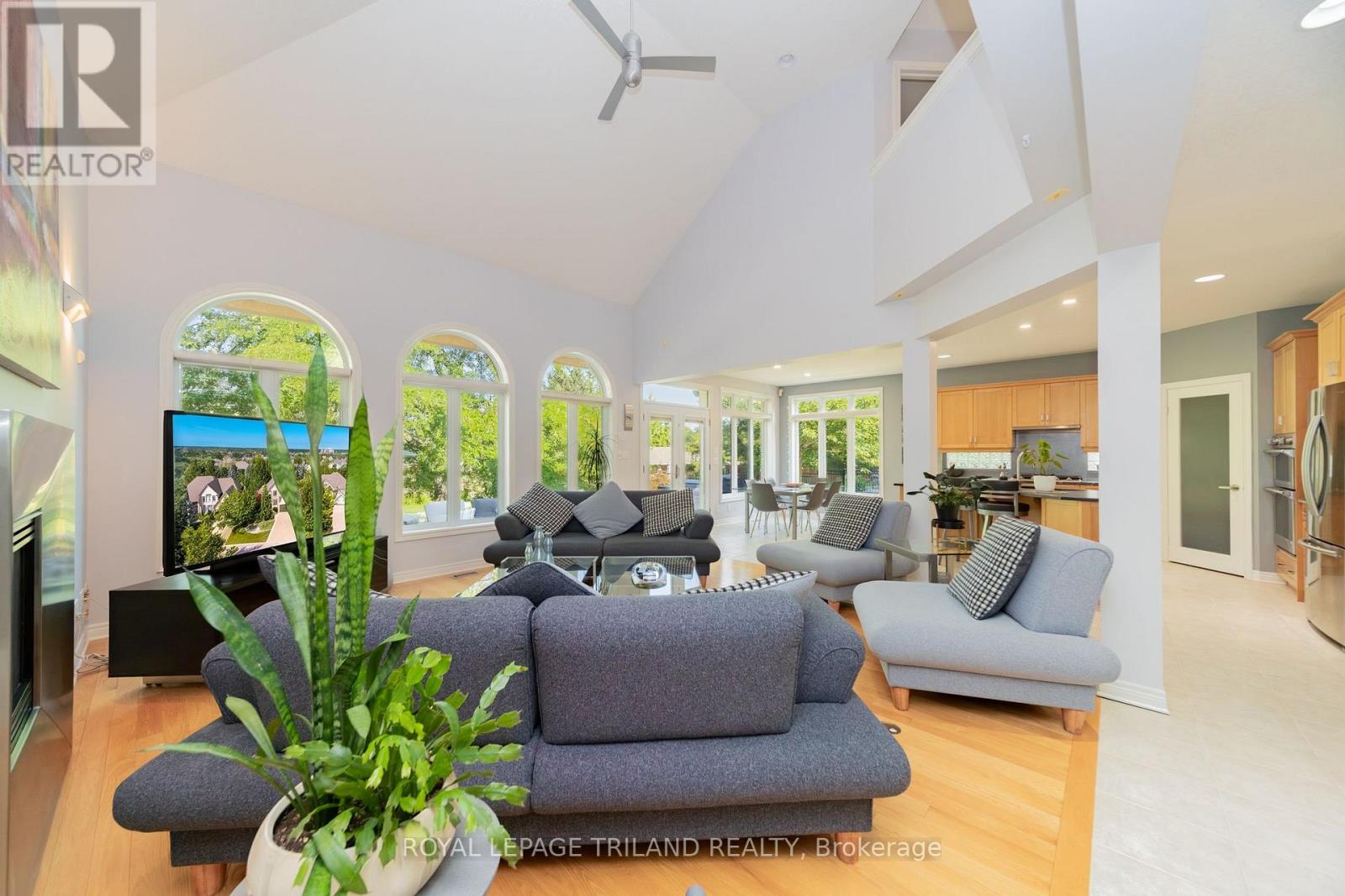 1833 Standfield Road, London North, Ontario  N6G 5G1 - Photo 3 - X13761896
