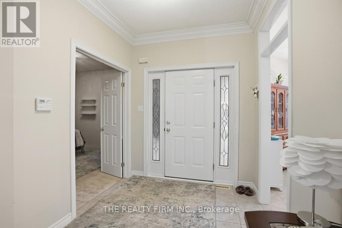 10 - 44 Edgevalley Road, London East, Ontario  N5Y 5P6 - Photo 5 - X13761898