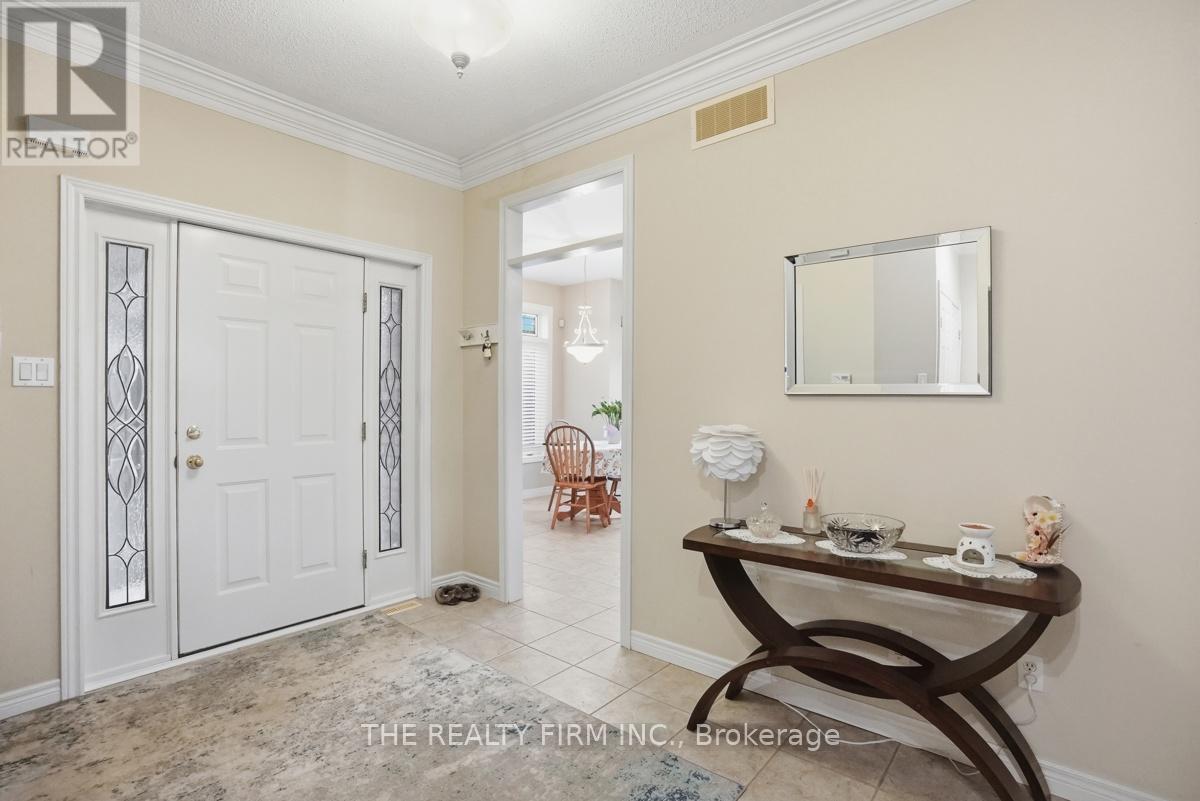 10 - 44 Edgevalley Road, London East, Ontario  N5Y 5P6 - Photo 6 - X13761898