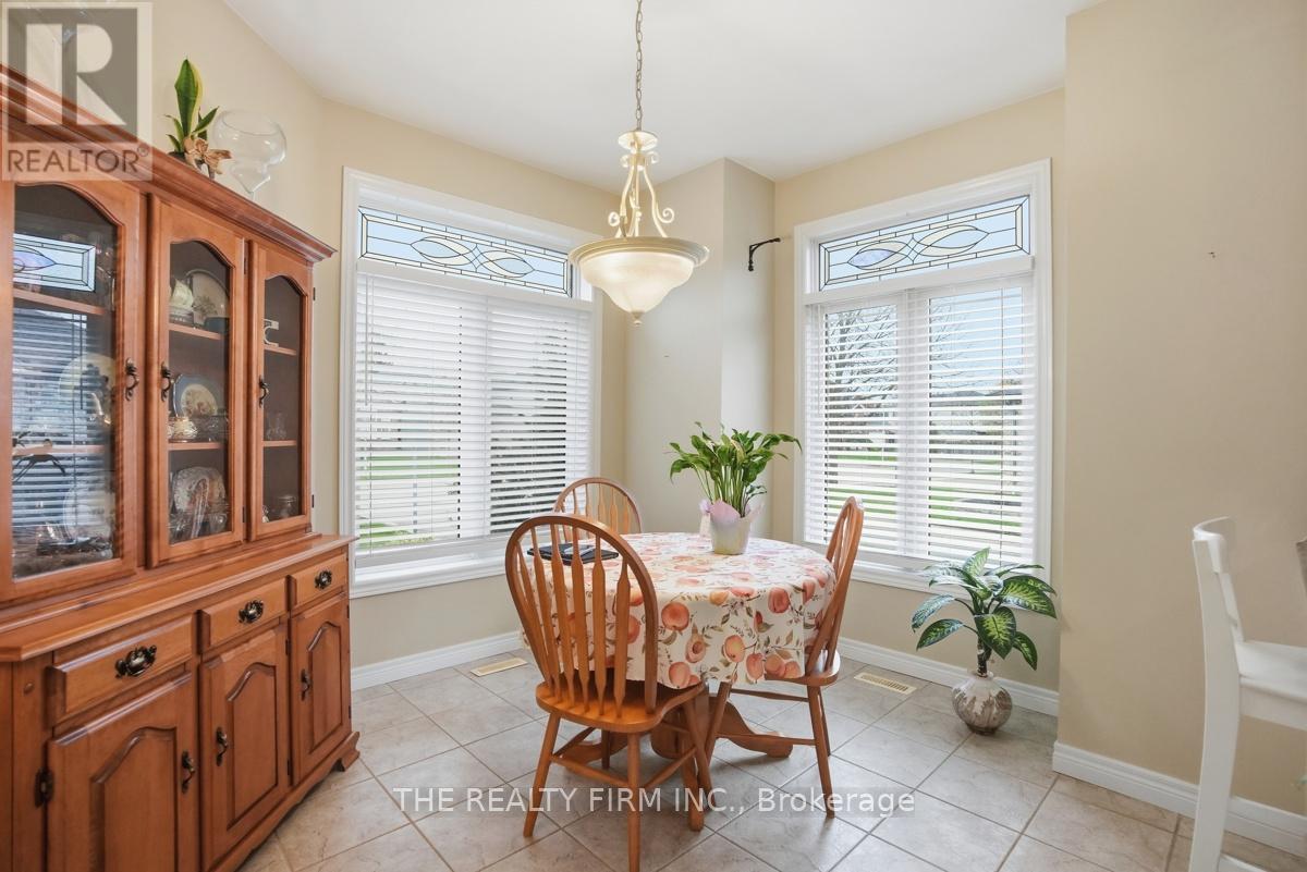 10 - 44 Edgevalley Road, London East, Ontario  N5Y 5P6 - Photo 7 - X13761898