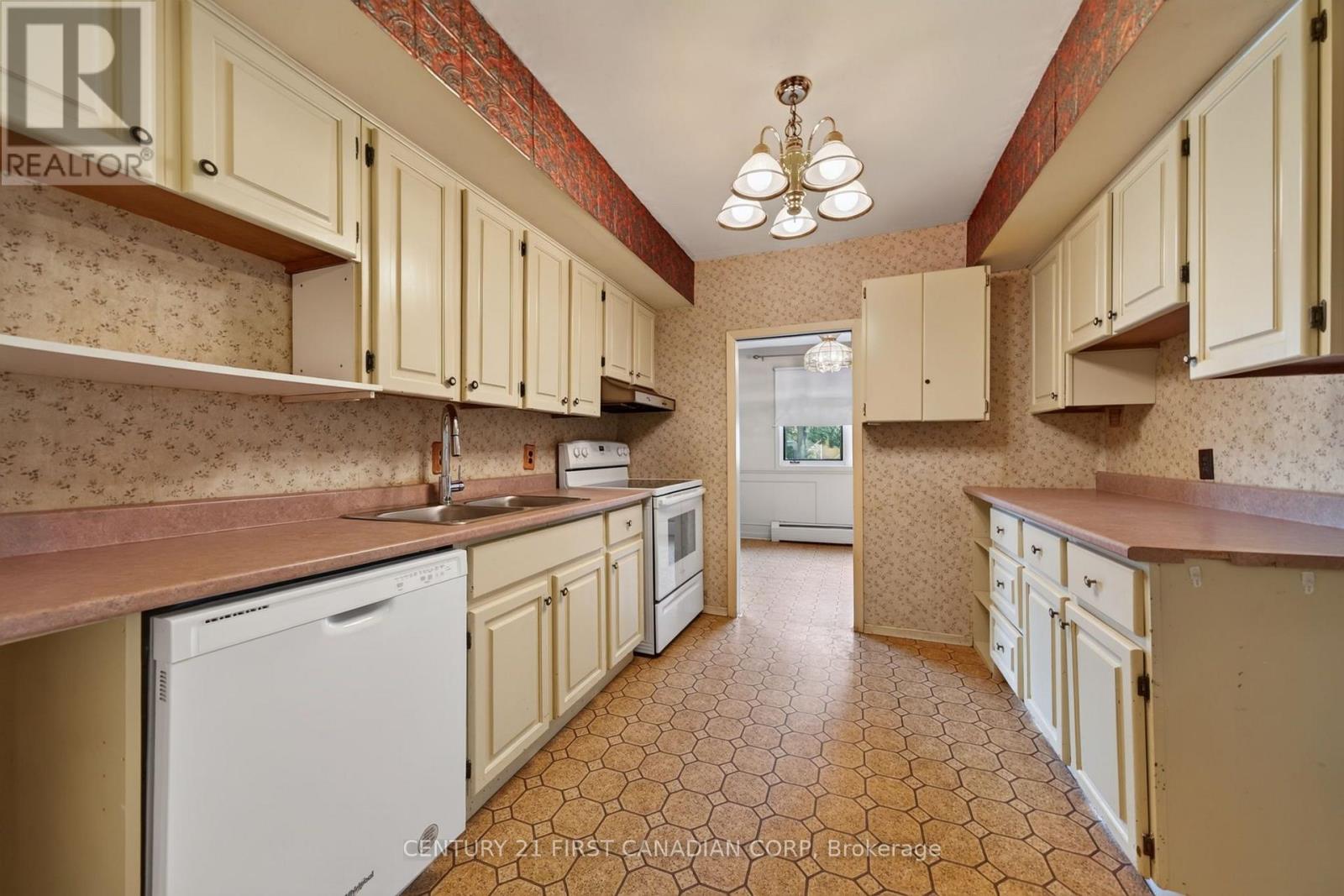 9 Park Crescent, Middlesex Centre, Ontario  N0M 2A0 - Photo 11 - X13762064