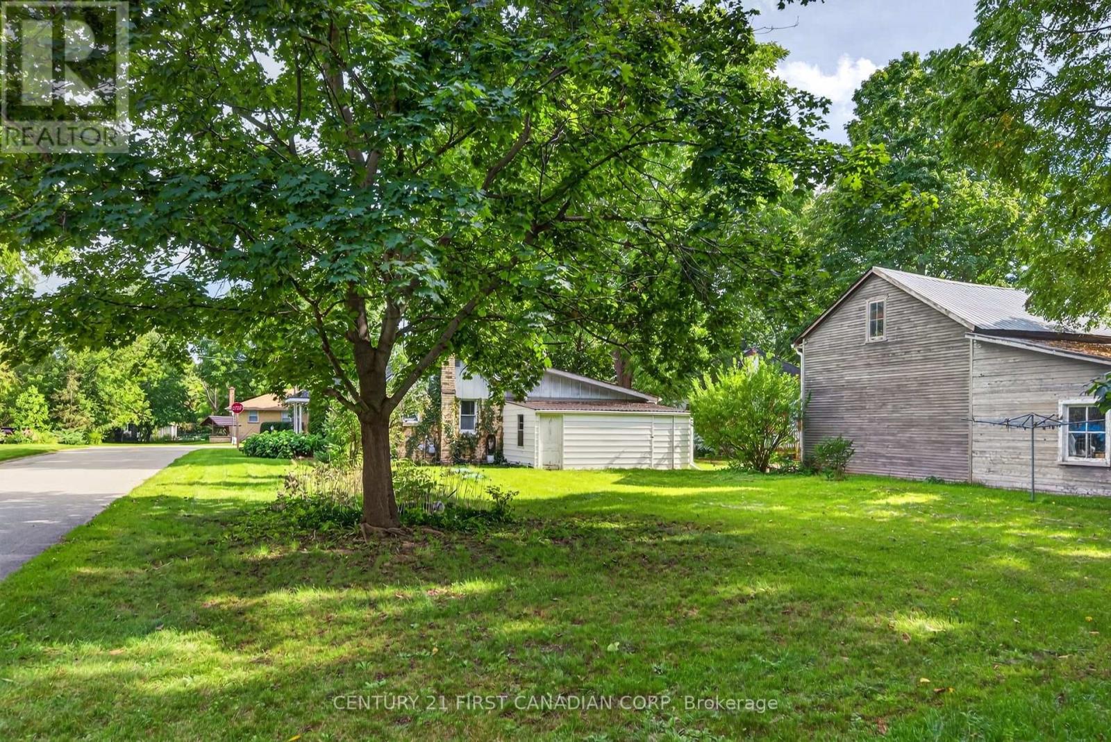 9 Park Crescent, Middlesex Centre, Ontario  N0M 2A0 - Photo 29 - X13762064