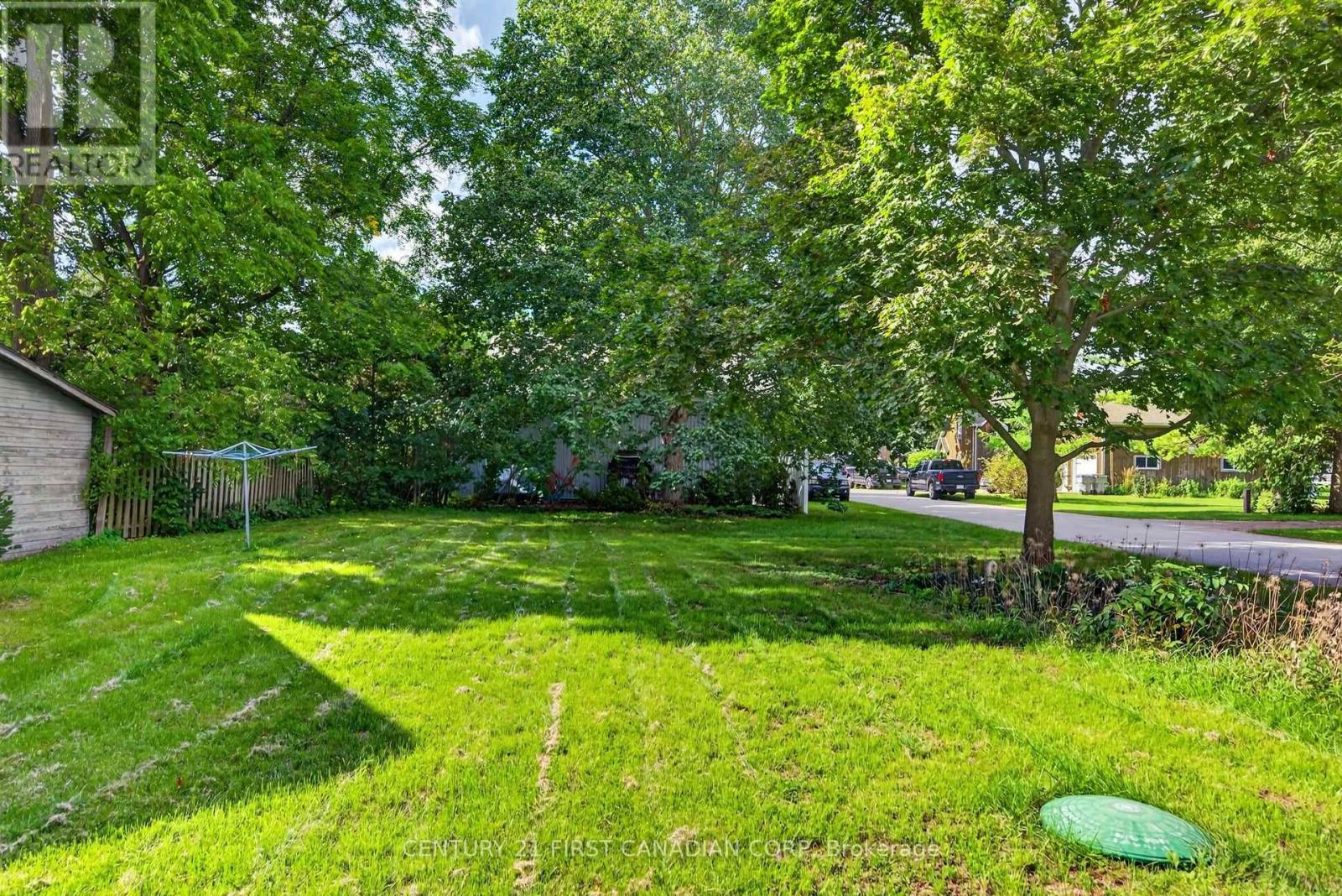 9 Park Crescent, Middlesex Centre, Ontario  N0M 2A0 - Photo 31 - X13762064