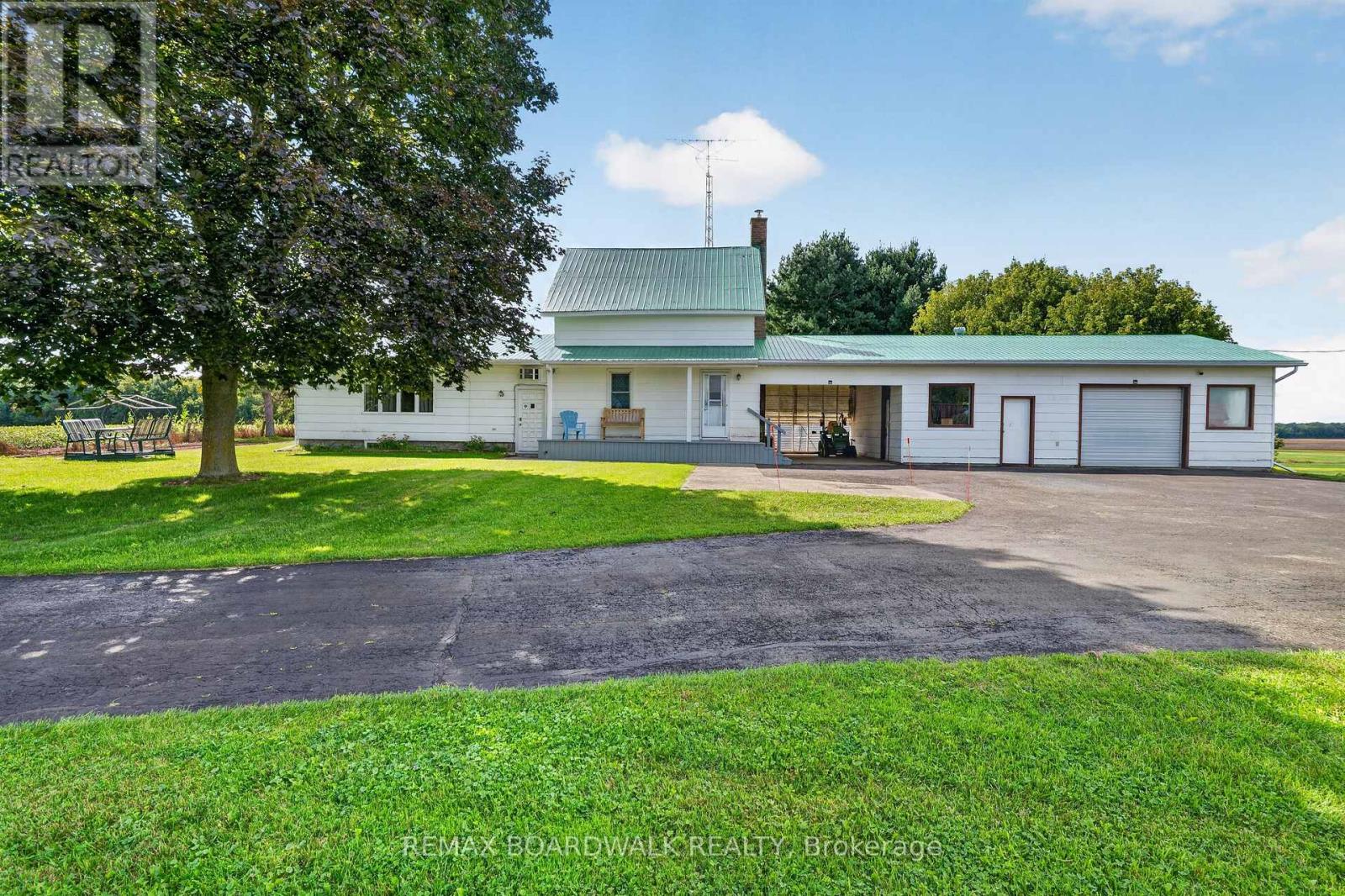 2450 Tolmies Corners Road, North Stormont, Ontario  K0C 1W0 - Photo 2 - X13761908