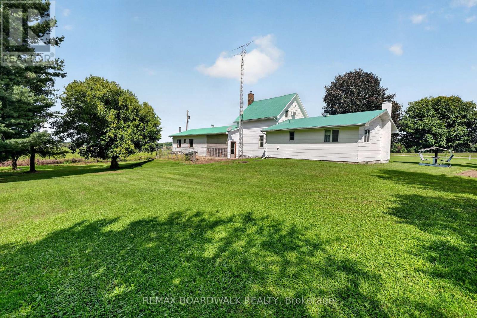 2450 Tolmies Corners Road, North Stormont, Ontario  K0C 1W0 - Photo 33 - X13761908