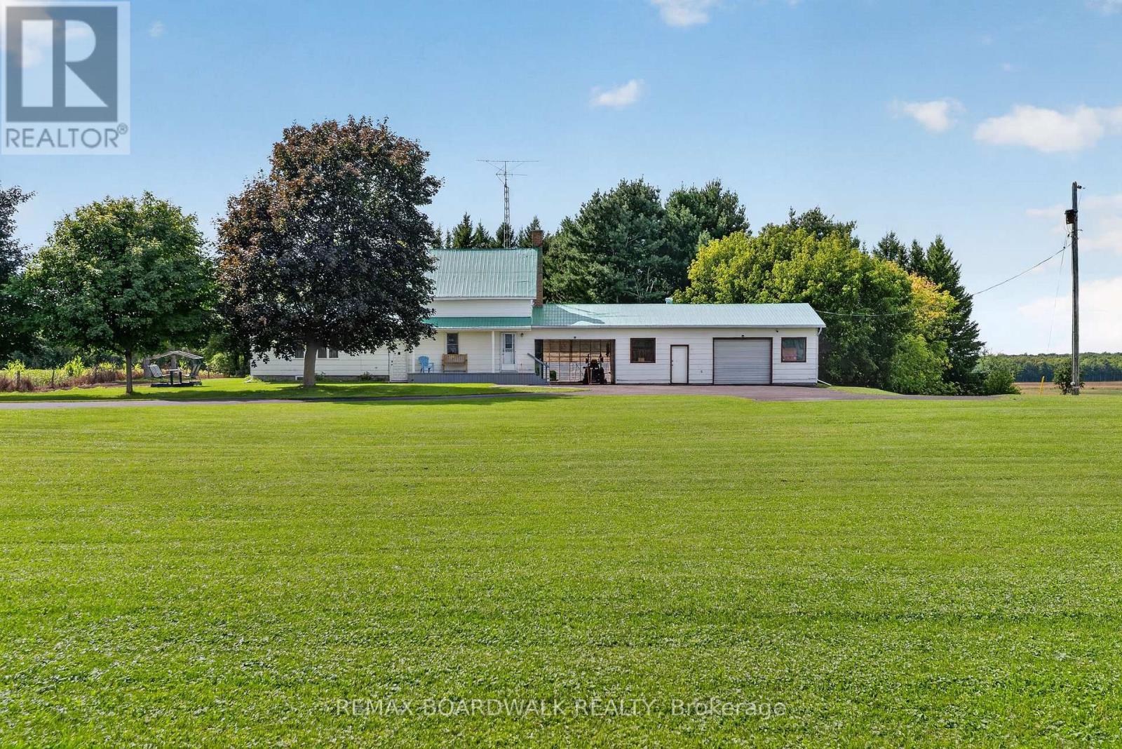 2450 Tolmies Corners Road, North Stormont, Ontario  K0C 1W0 - Photo 35 - X13761908