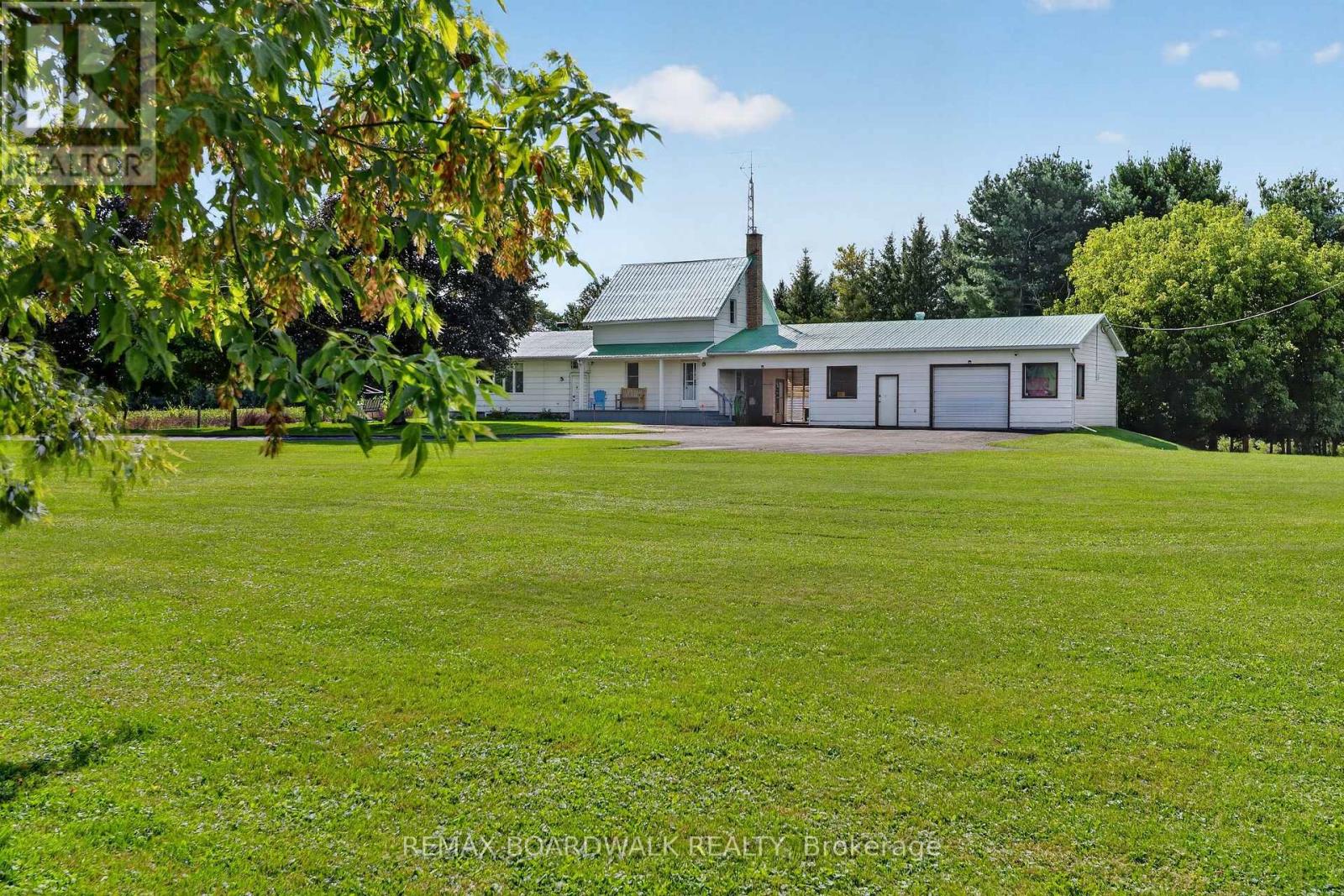 2450 Tolmies Corners Road, North Stormont, Ontario  K0C 1W0 - Photo 37 - X13761908