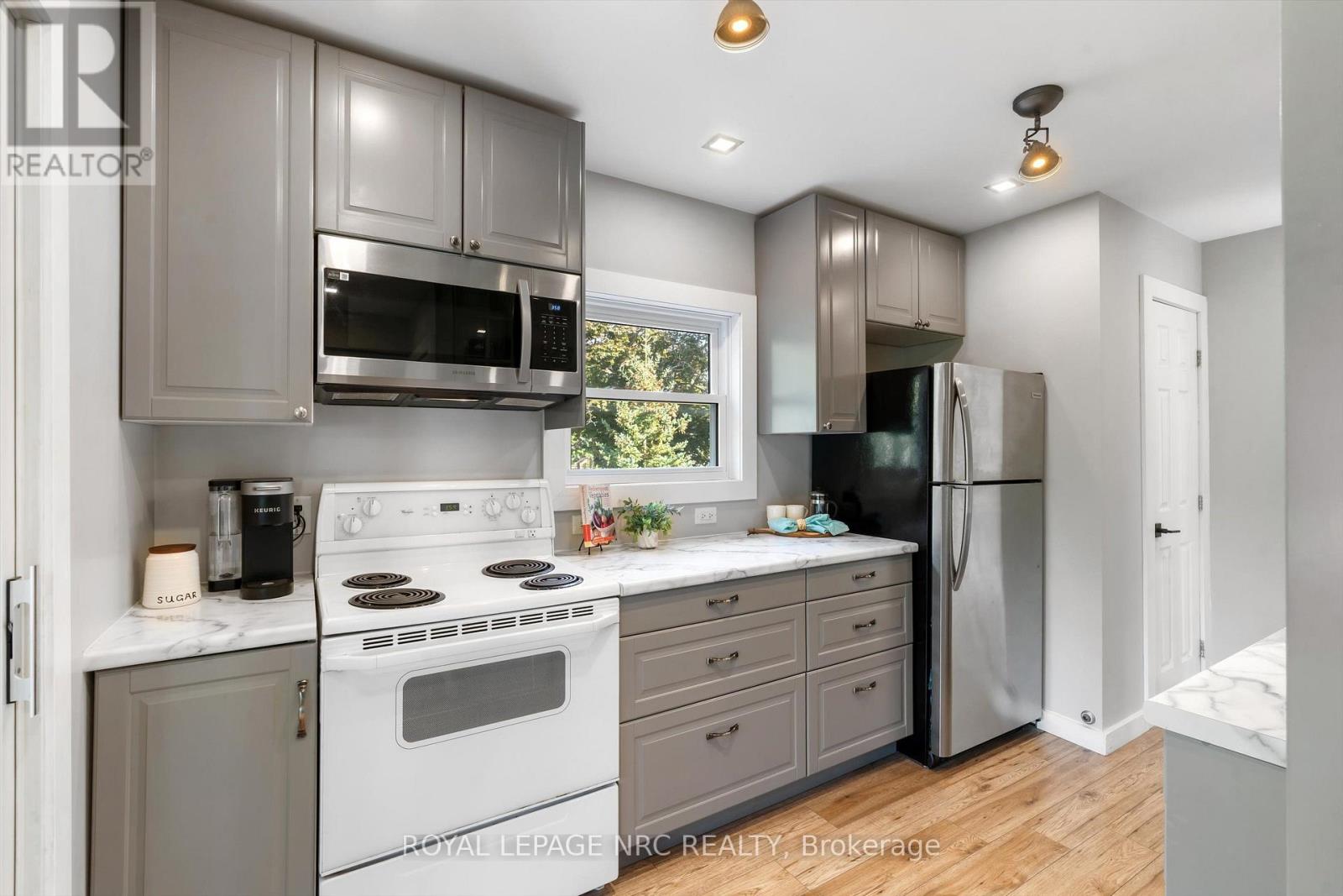 7 Vivian Avenue, St. Catharines, Ontario  L2M 5X8 - Photo 10 - X13761938