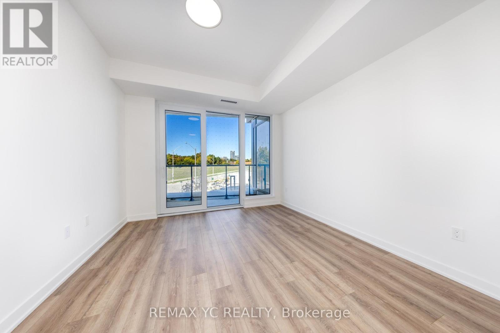 213 - 1 Kyle Lowry Road, Toronto, Ontario  M3C 0S6 - Photo 3 - C13762060