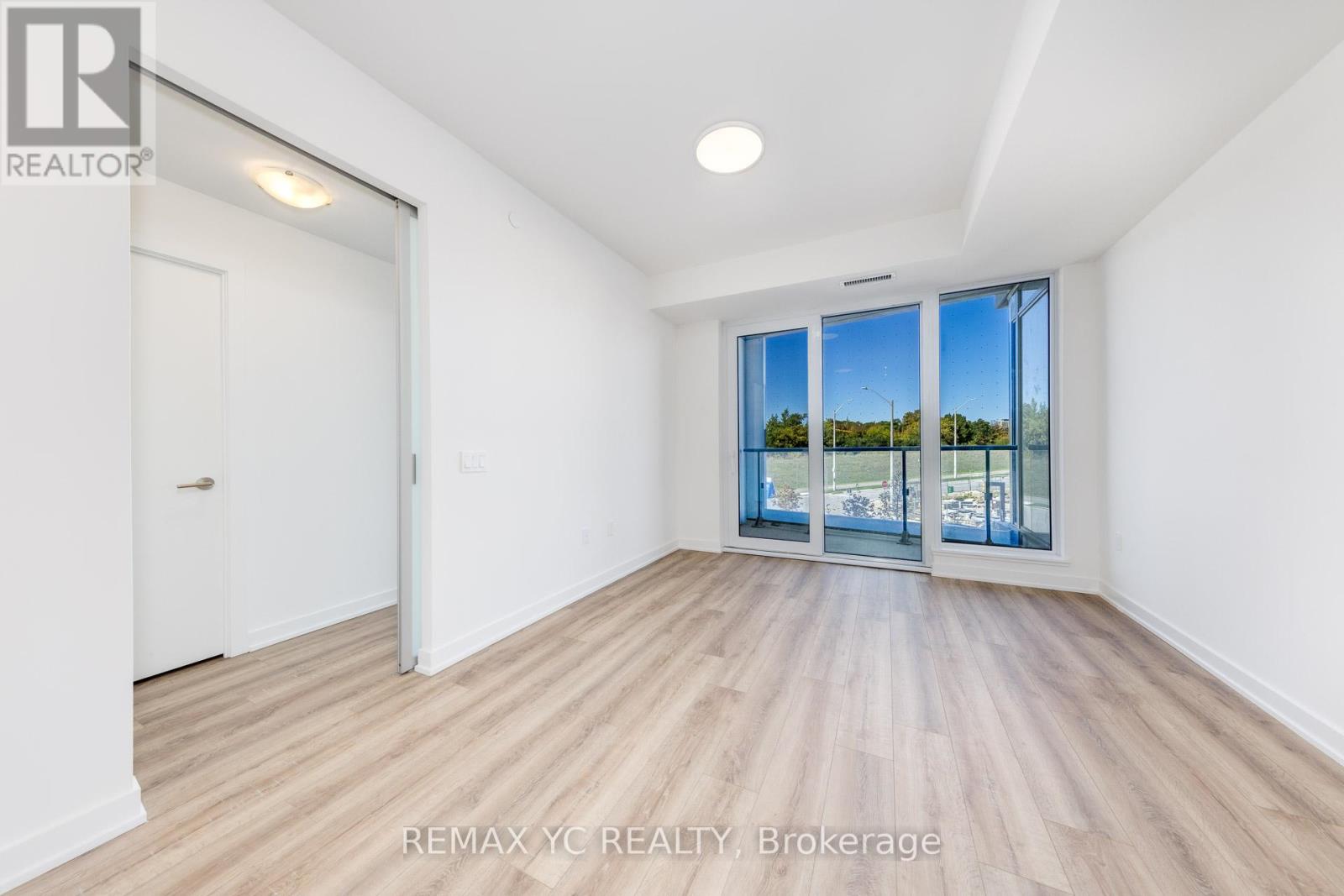 213 - 1 Kyle Lowry Road, Toronto, Ontario  M3C 0S6 - Photo 4 - C13762060