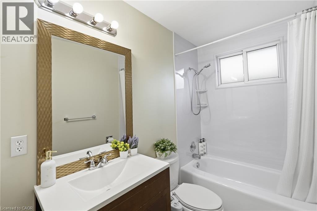 63 Folkestone Avenue, Hamilton, Ontario  L8V 4N1 - Photo 23 - 40861693