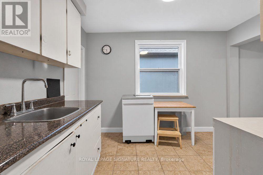 121 Preston Street, Toronto, Ontario  M1N 3N4 - Photo 11 - E13761892