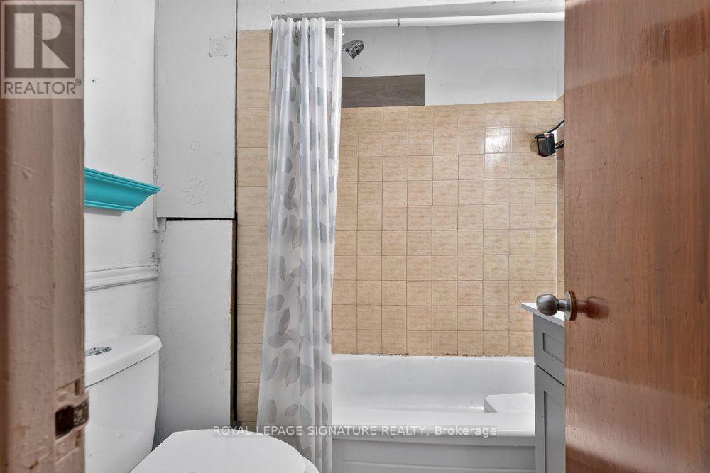 121 Preston Street, Toronto, Ontario  M1N 3N4 - Photo 17 - E13761892