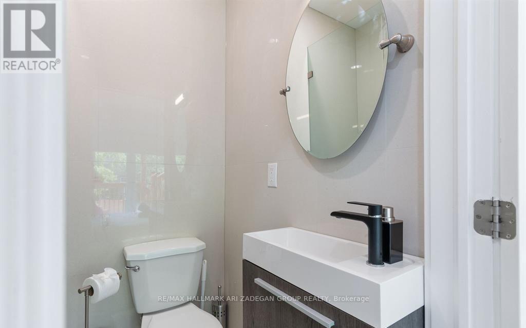 2 - 16 Minto Street, Toronto, Ontario  M4L 1B6 - Photo 20 - E13761990