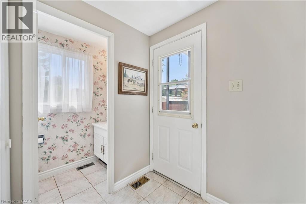 89 Kingswood Drive, Kitchener, Ontario N2E 1A9 - Photo 16 - 40861280