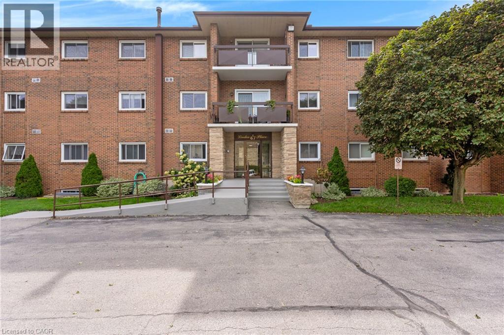 67 BRECKENRIDGE Drive Unit# 206, Kitchener, Ontario