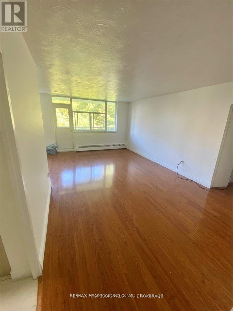 310 - 2245 Eglinton Avenue E, Toronto, Ontario  M1K 2N3 - Photo 2 - E13761654