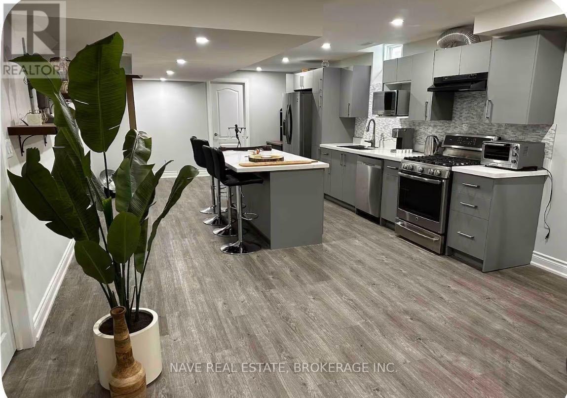 BASEMENT - 63 VITLOR DRIVE, Richmond Hill, Ontario