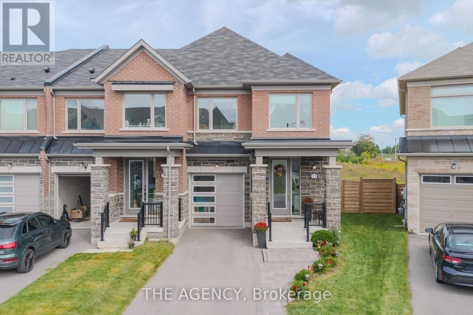 33 FLOWER GARDEN TRAIL, Whitchurch-Stouffville, Ontario