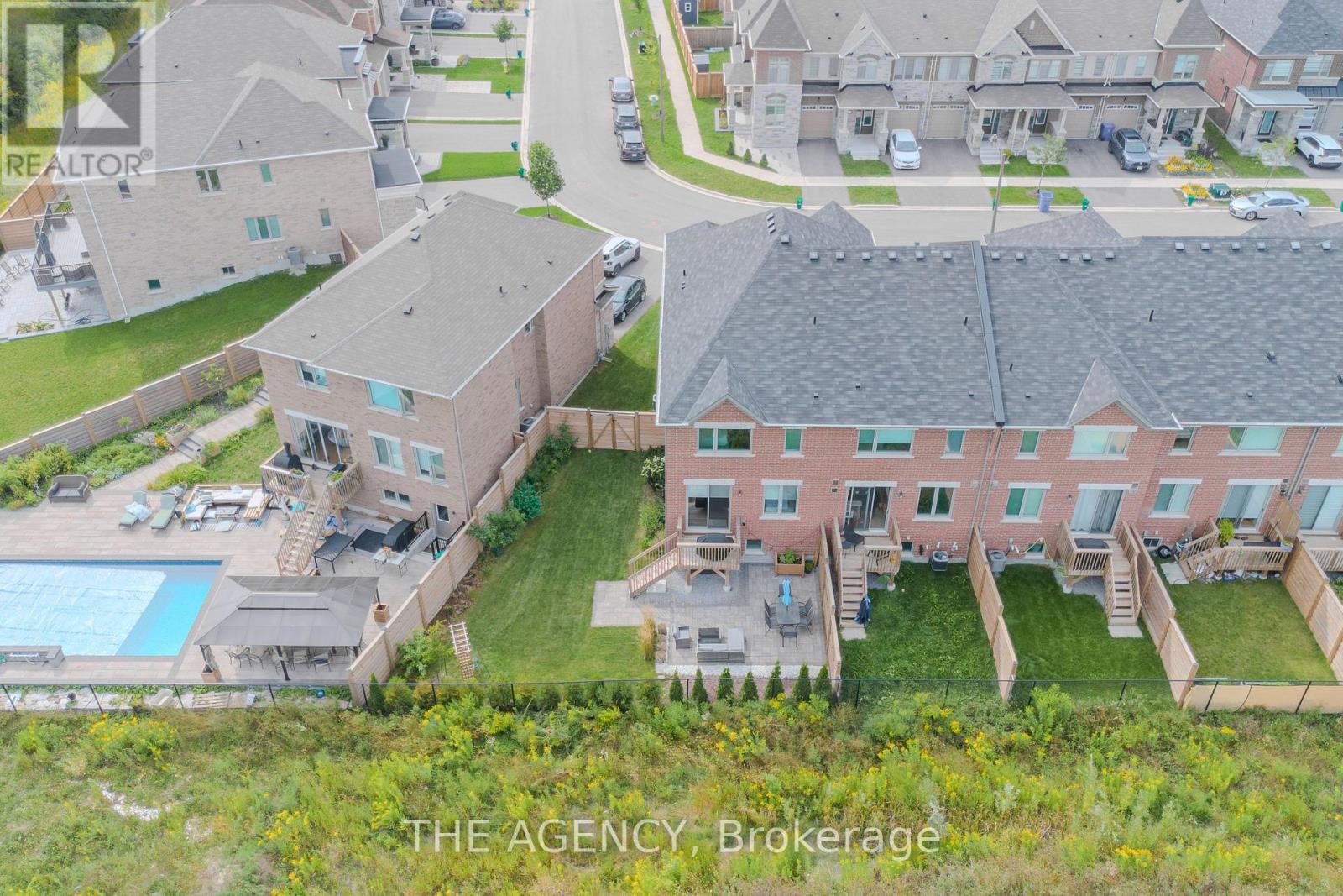 33 Flower Garden Trail, Whitchurch-Stouffville, Ontario  L4A 4V4 - Photo 4 - N13762128