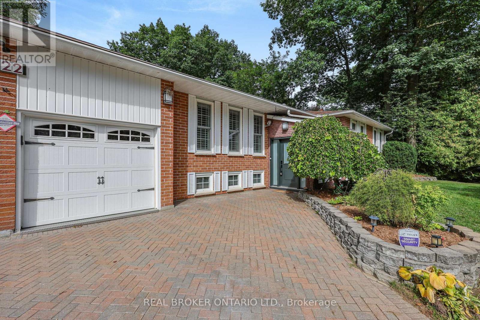 222 Park Avenue, East Gwillimbury, Ontario  L9N 1J7 - Photo 2 - N13762144