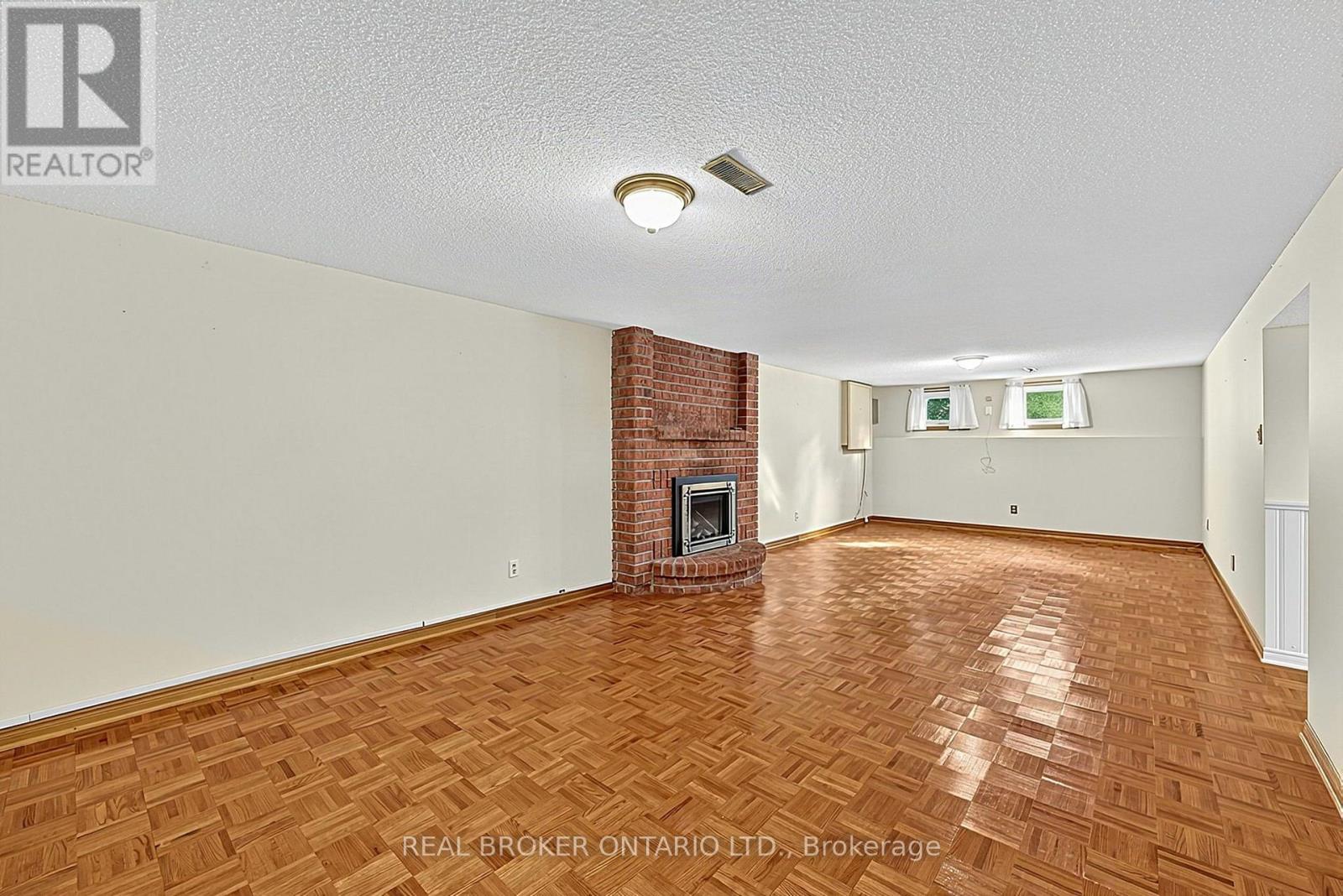 222 Park Avenue, East Gwillimbury, Ontario  L9N 1J7 - Photo 25 - N13762144