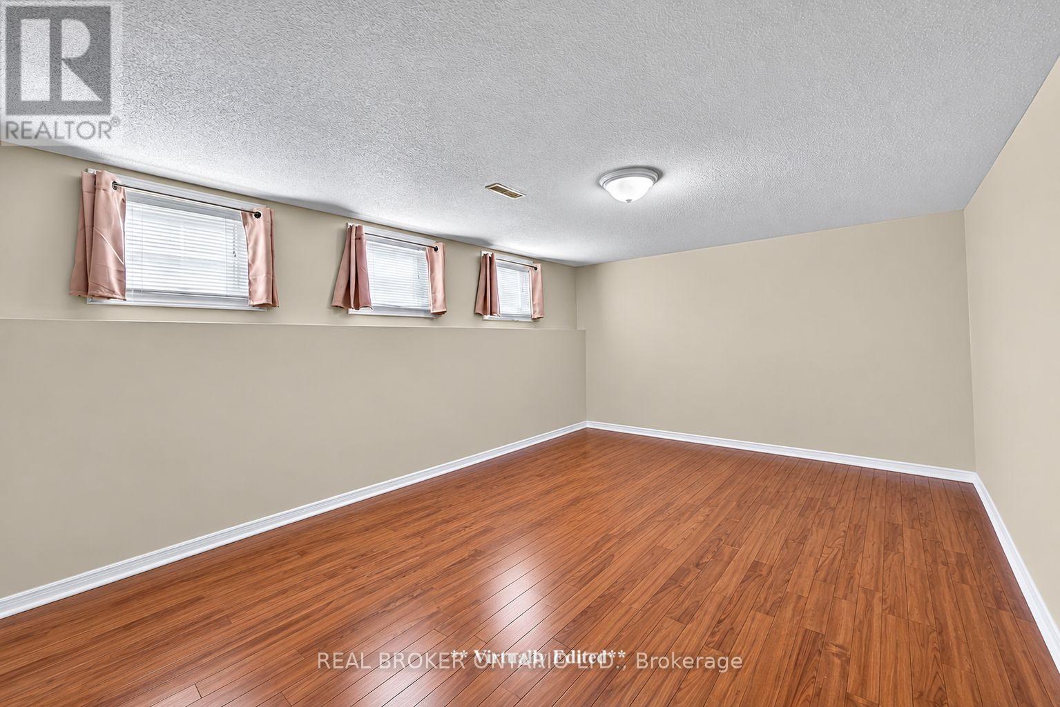 222 Park Avenue, East Gwillimbury, Ontario  L9N 1J7 - Photo 30 - N13762144