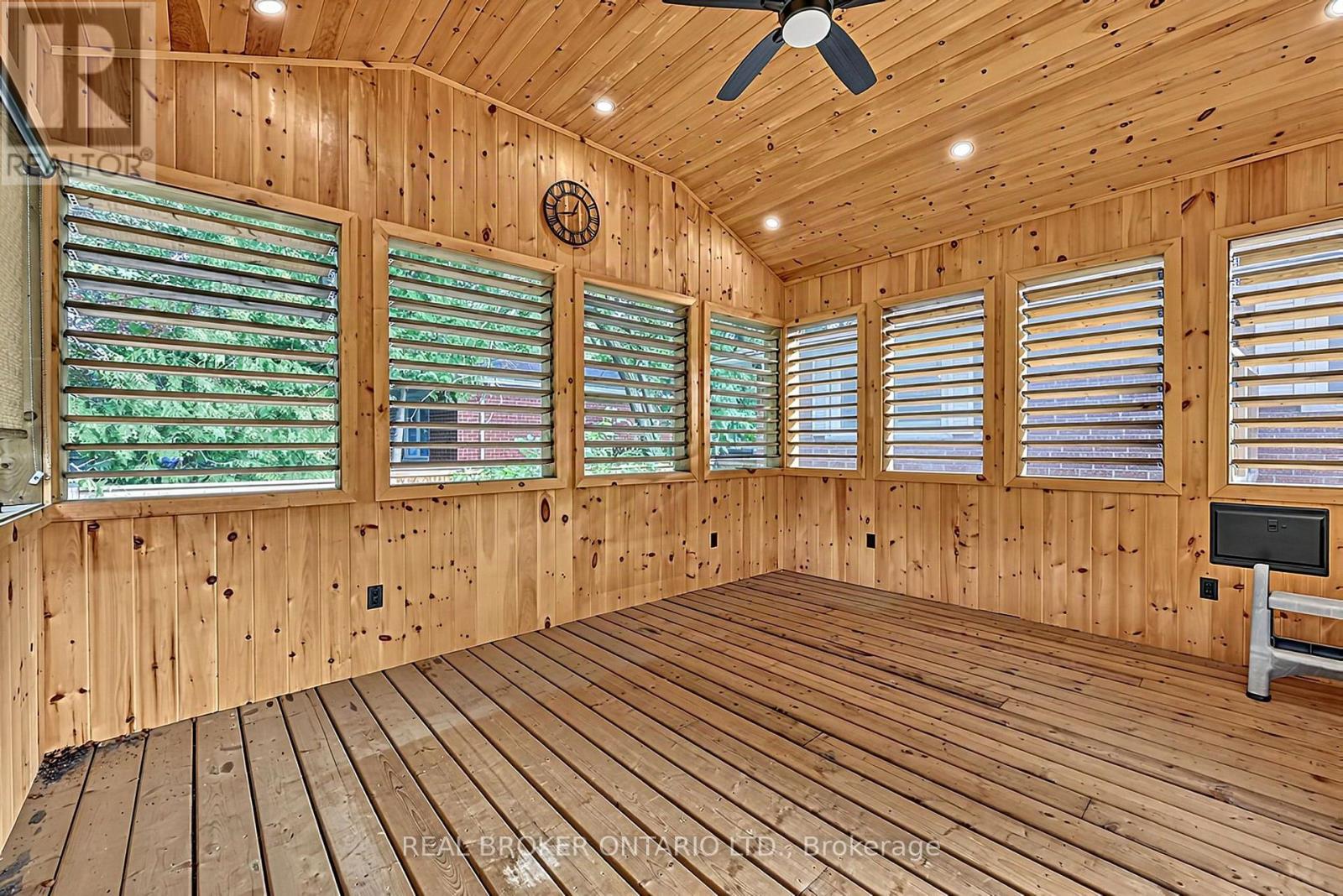 222 Park Avenue, East Gwillimbury, Ontario  L9N 1J7 - Photo 36 - N13762144
