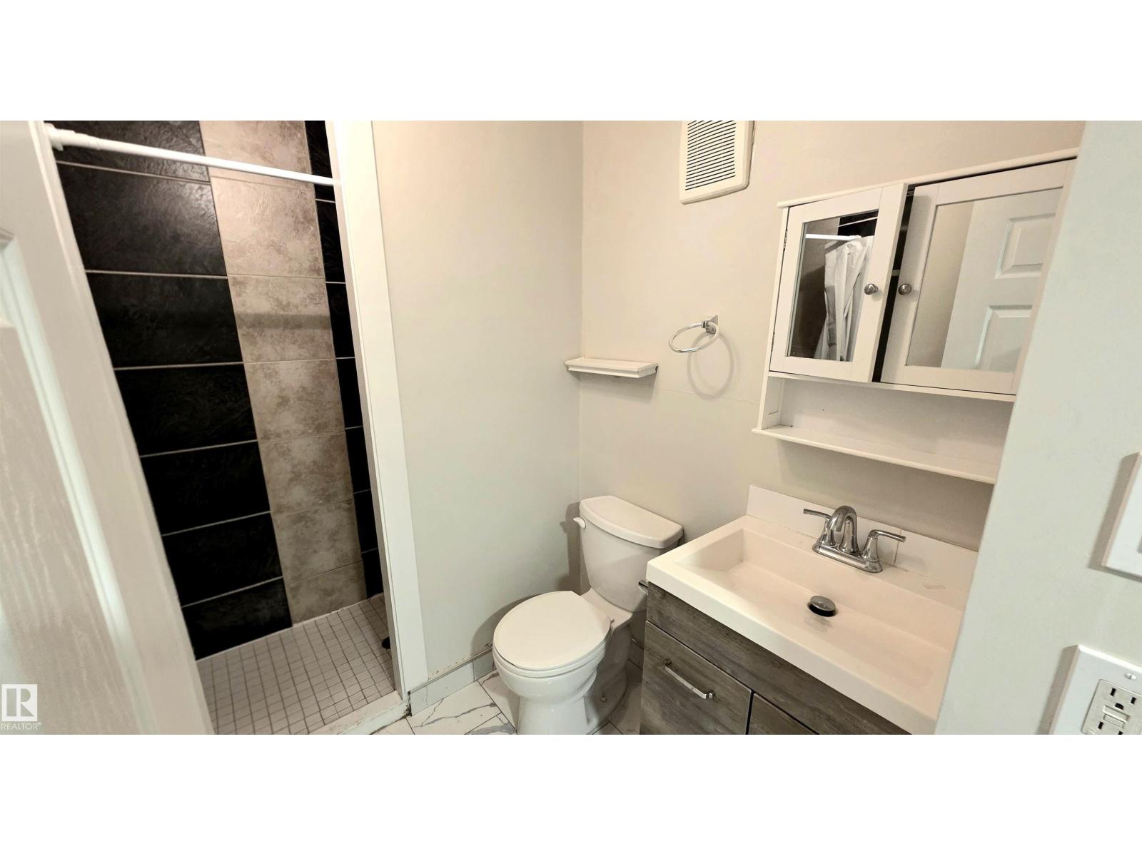 9131 83 Av Nw Nw, Edmonton, Alberta  T6C 1B6 - Photo 26 - E4502911