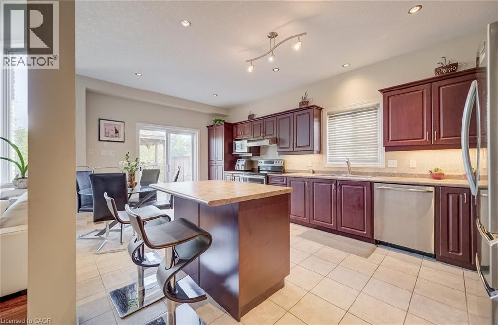 573 Robert Ferrie Drive, Kitchener, Ontario N2P 2T8 - Photo 16 - 40861008