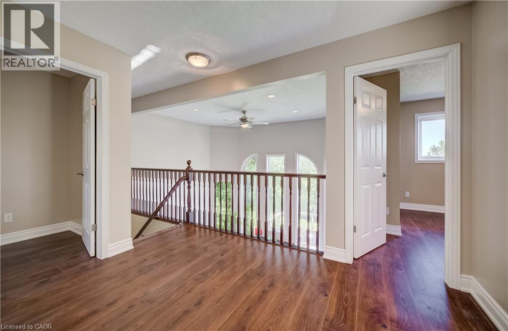 573 Robert Ferrie Drive, Kitchener, Ontario N2P 2T8 - Photo 22 - 40861008