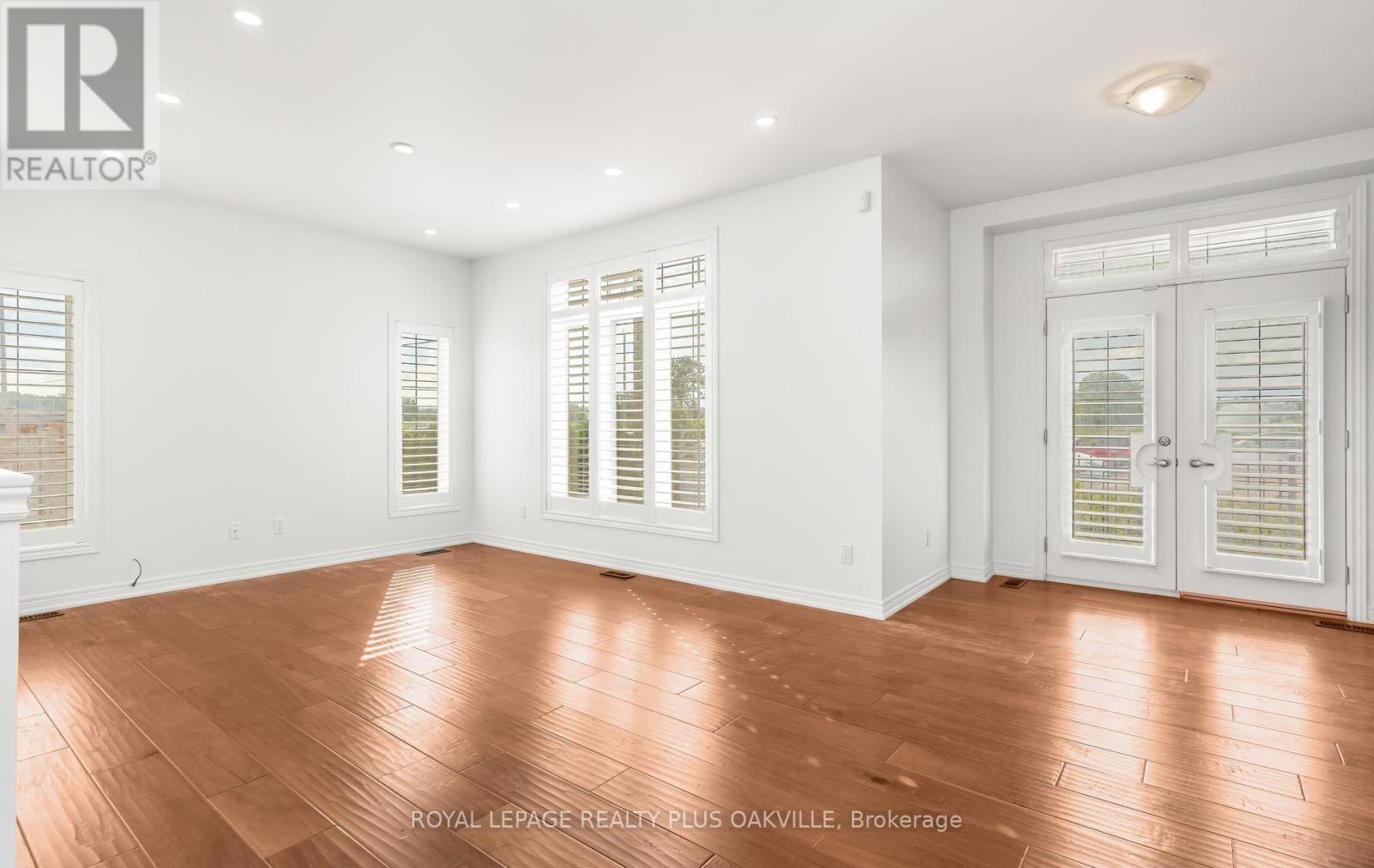 2386 Natasha Circle, Oakville, Ontario  L6M 1P2 - Photo 9 - W13761894