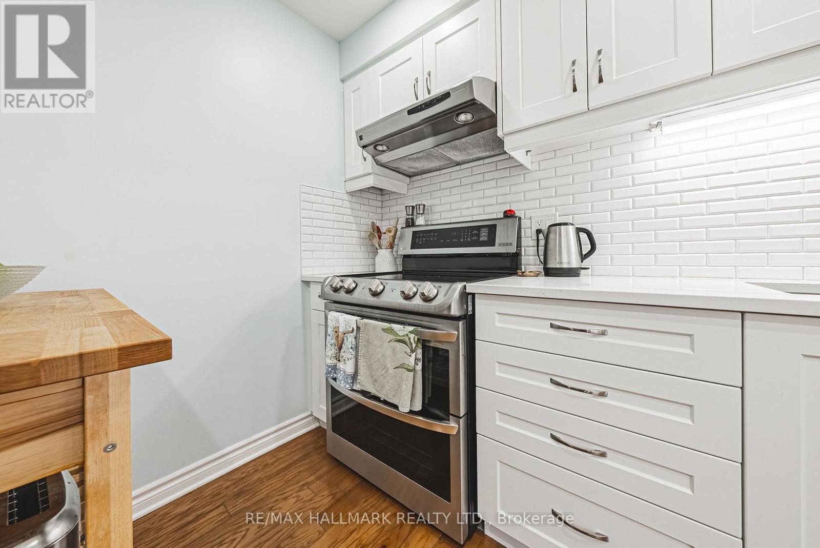 6 - 3050 Pinemeadow Drive, Burlington, Ontario  L7M 3X5 - Photo 19 - W13761900