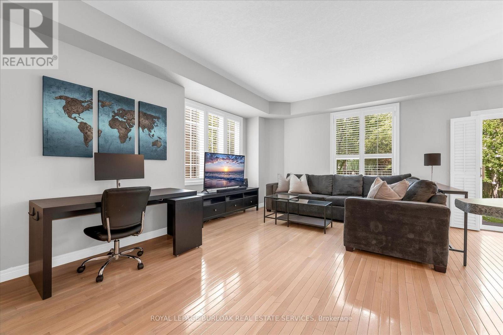 5287 Scotia Street N, Burlington, Ontario  L7L 7B5 - Photo 7 - W13761928