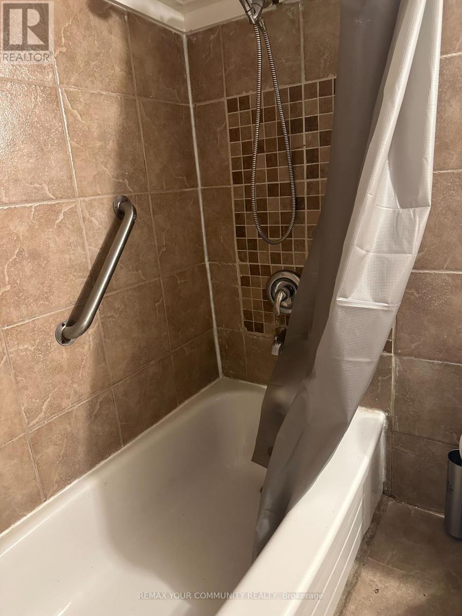 25 Ninth Street, Toronto, Ontario  M8V 3E2 - Photo 9 - W13762138