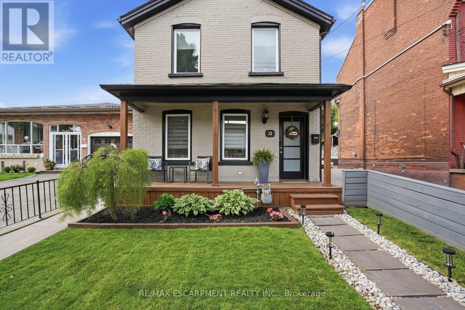 13 PICTON STREET W, Hamilton, Ontario