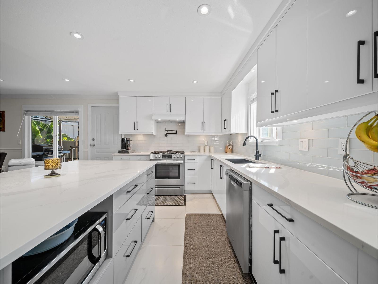 12582 62b Avenue, Surrey, British Columbia  V3X 3M9 - Photo 9 - R3162141
