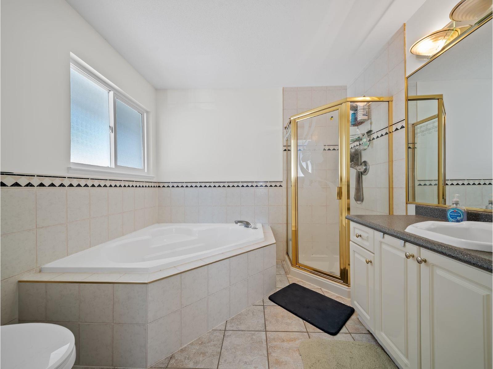 12582 62b Avenue, Surrey, British Columbia  V3X 3M9 - Photo 17 - R3162141