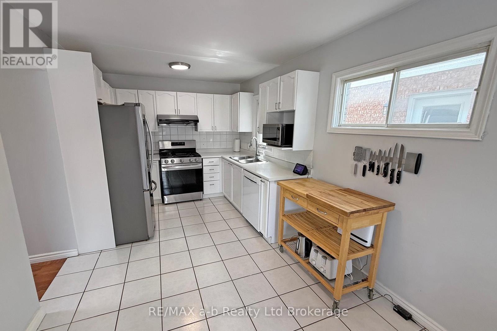 169 Diefenbaker Drive, Woodstock, Ontario  N4S 8V7 - Photo 13 - X13165448