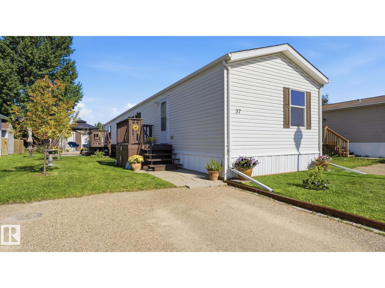 37 Midland RD, millet, Alberta